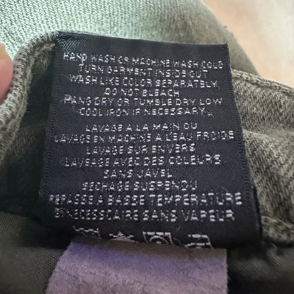 Vince Jeans Women’s Size 24 Green Lightly Distressed Skinny Fit Light Fading - Picture 10 of 12